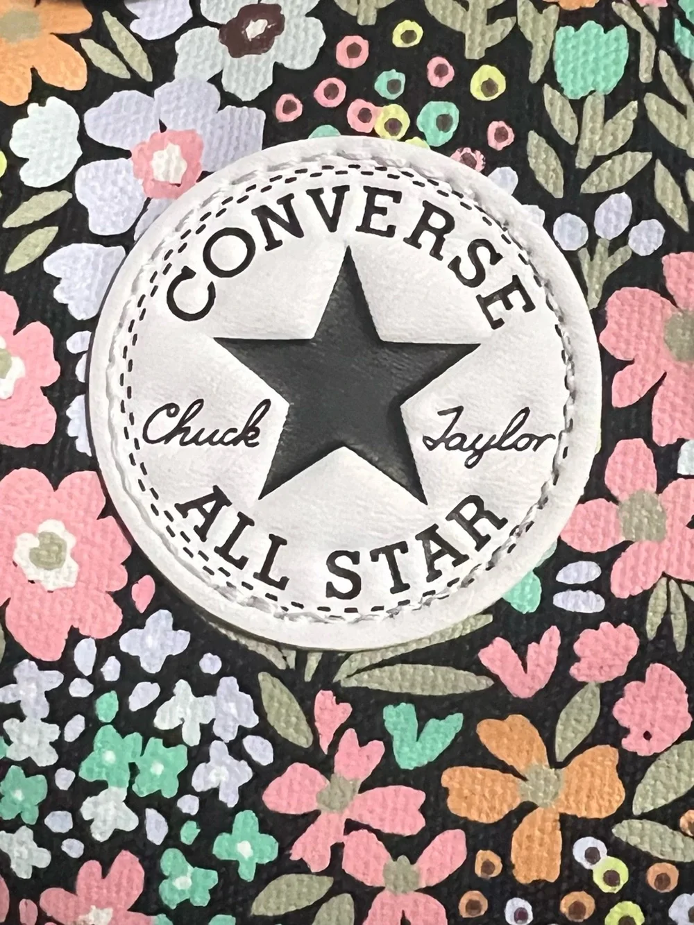 Converse - Chuck Taylor All Star  All Over Florals  - NEW 